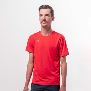 Altra CORE SHORT SLEEVE TEE Men's T-Shirt Red | FOS-351647