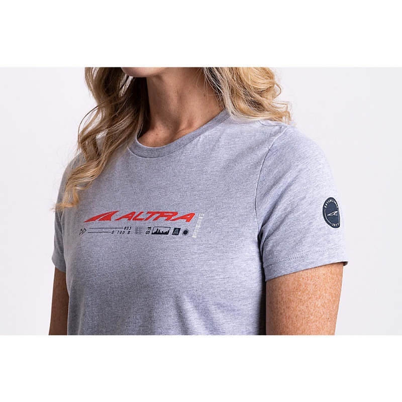 Altra CLASSIC SHORT SLEEVE Women's T-Shirt Light Grey / Red | UXI-403856